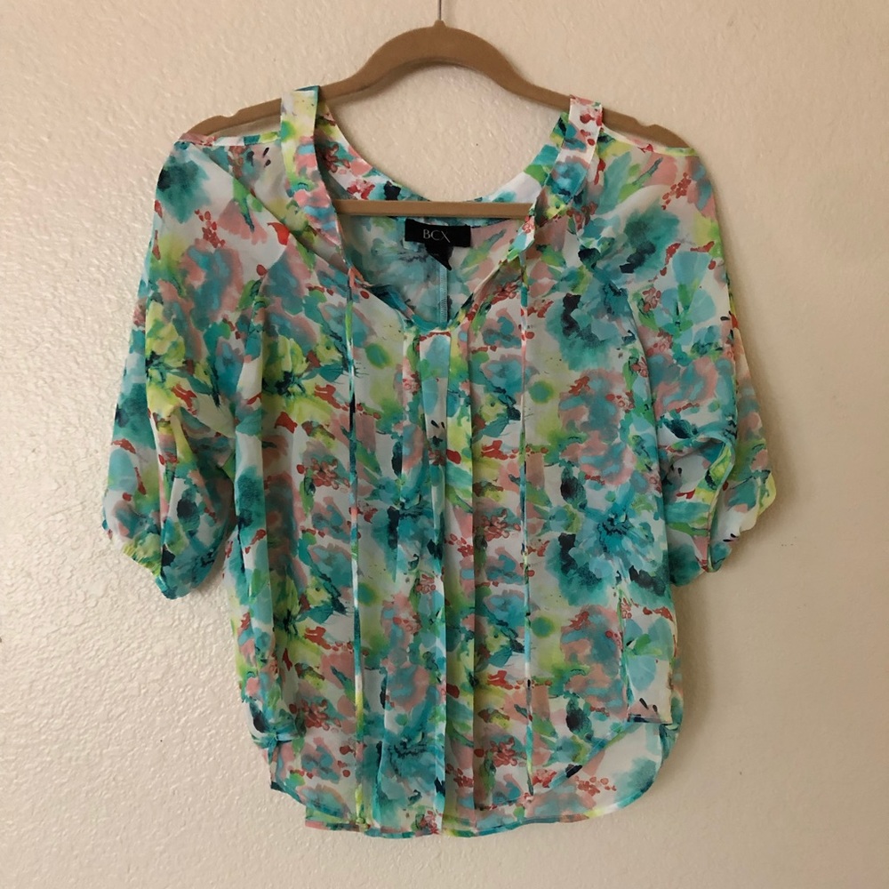 ✨NWOT✨Gorgeous Pastel, Sheer Top/Blouse!